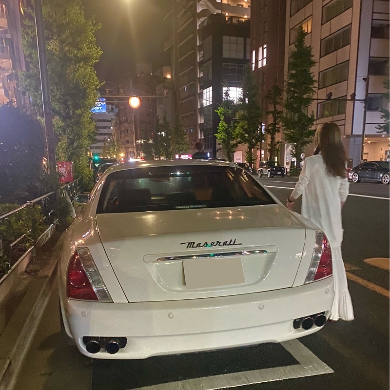 マセラティ クアトロポルテ エグゼクティブ GT_LHD(AT_4.2)