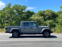 ジープ グラディエーター ルビコン_RHD_4WD（AT_3.6）