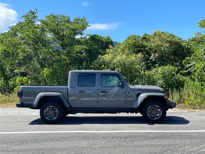ジープ グラディエーター ルビコン_RHD_4WD（AT_3.6）