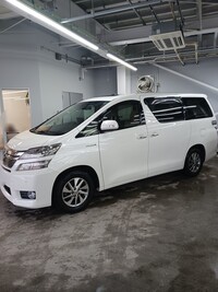 トヨタ ヴェルファイアハイブリッド ハイブリッドV“Lエディション”_7人乗り_4WD(CVT_2.4)