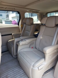 トヨタ ヴェルファイアハイブリッド ハイブリッドV“Lエディション”_7人乗り_4WD(CVT_2.4)