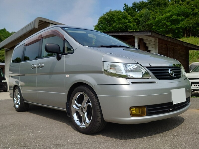 日産 セレナ