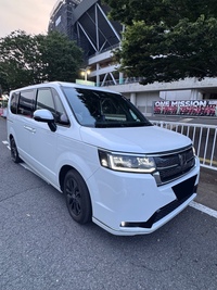 ホンダ ステップワゴンスパーダ スパーダ プレミアムライン_7人乗り_4WD(CVT_1.5)