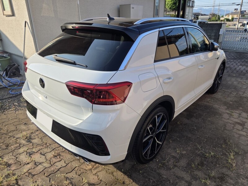 フォルクスワーゲン Tロック R_RHD_4WD(DSG_2.0)