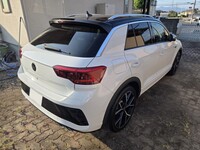フォルクスワーゲン Tロック R_RHD_4WD(DSG_2.0)