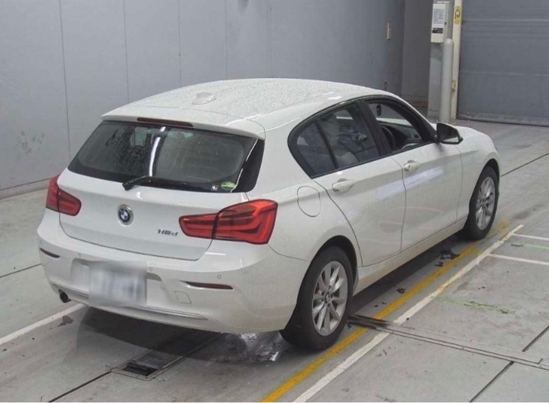 BMW 1シリーズ ハッチバック 118d スタイル_RHD(AT_2.0)