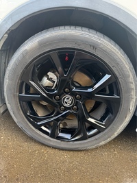トヨタ C-HRハイブリッド ハイブリッド G“モード-ネロ”(CVT_1.8)