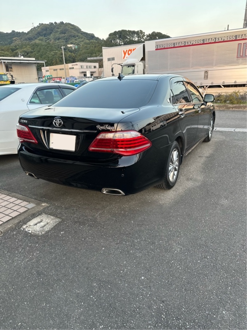 トヨタ クラウンロイヤル ロイヤルサルーン“プレミアムエディション”(AT_2.5)