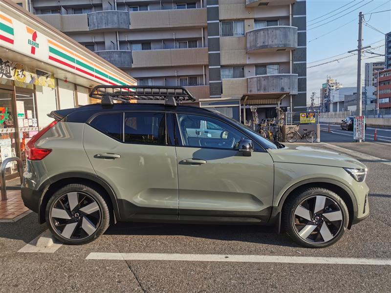 ボルボ XC40リチャージ ピュアエレクトリック リチャージ アルティメット ツインモーター_RHD_AWD