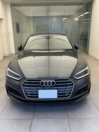 アウディ A5 スポーツバック A5 スポーツバック 40 TFSI スポーツ_RHD(AT_2.0)