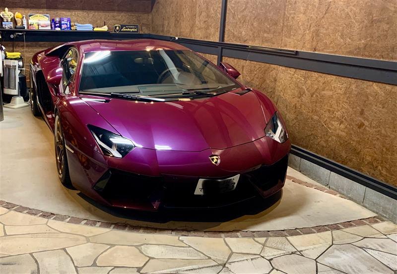 ランボルギーニ アヴェンタドール LP700-4_LHD_4WD(e-gear_6.5)