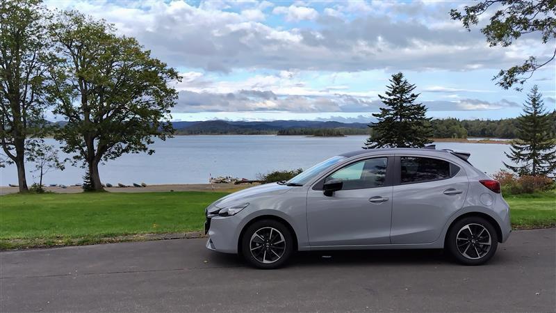 マツダ MAZDA2 15スポルト＋(MT_1.5)