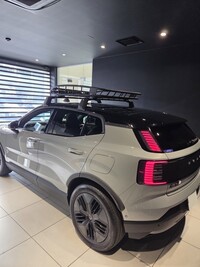 ボルボ EX30クロスカントリー ウルトラ ツインモーター パフォーマンス_RHD