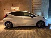 トヨタ アクア Z(CVT_1.5)