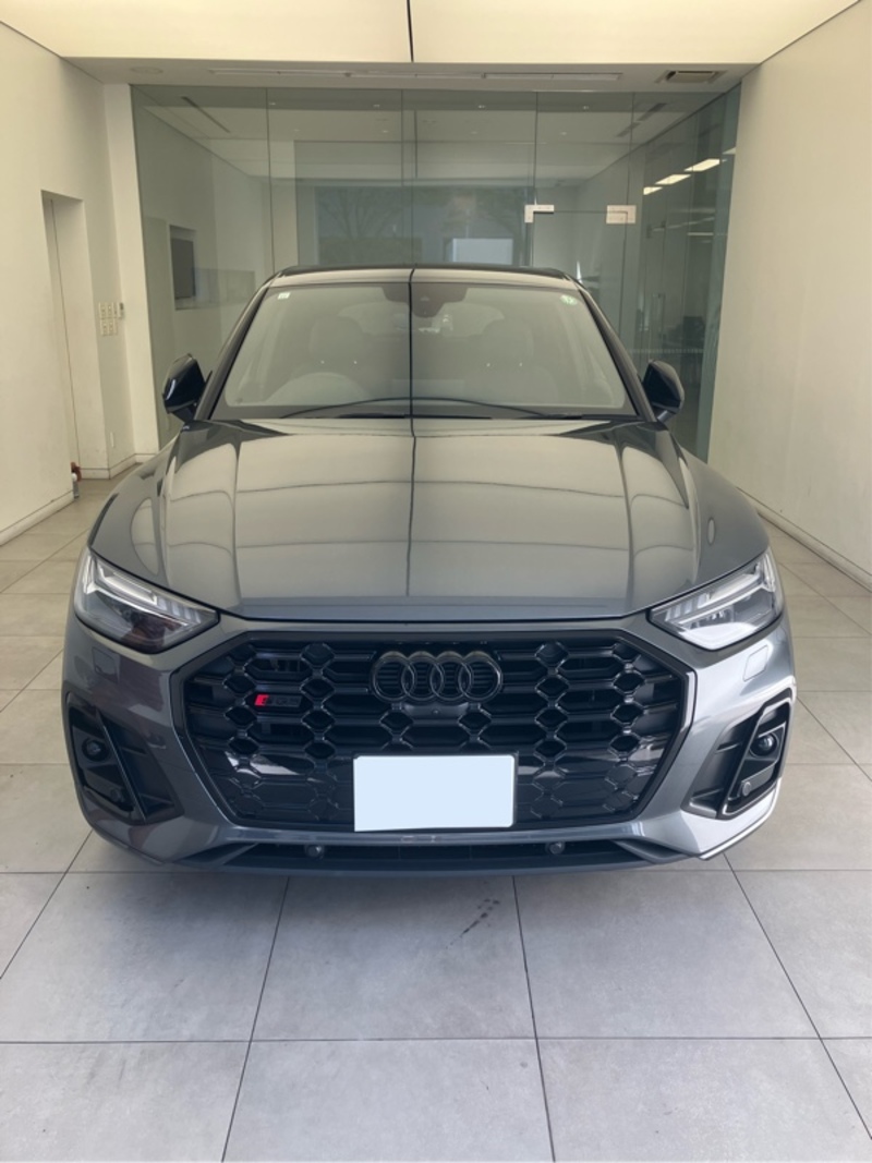 アウディ SQ5 スポーツバック SQ5 スポーツバック_RHD_4WD(ティプトロニック_3.0)