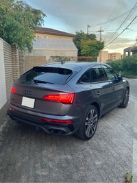アウディ SQ5 スポーツバック SQ5 スポーツバック_RHD_4WD(ティプトロニック_3.0)