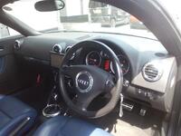 アウディ TT クーペ クーペ1.8T_S-line_RHD(AT_1.8)