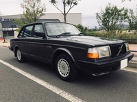 ボルボ 240 セダン 240GL_RHD(AT_2.3)