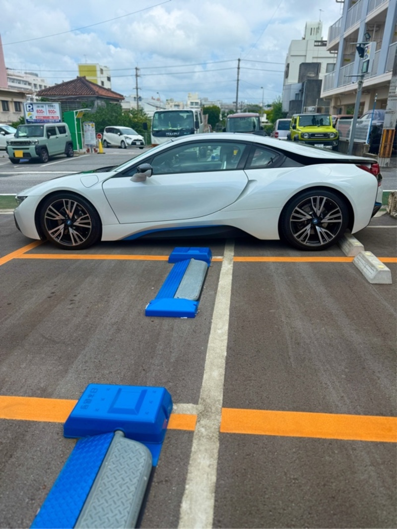BMW i8 ｉ8_RHD_4WD（AT_1.5）