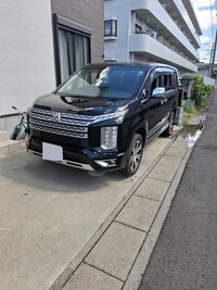 三菱 デリカD:5 P_8人乗り(ディーゼル)_4WD(AT_2.3)