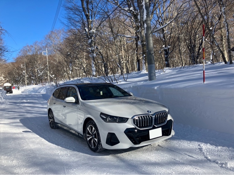 BMW i5 ツーリング eドライブ40 ツーリング Mスポーツ_RHD