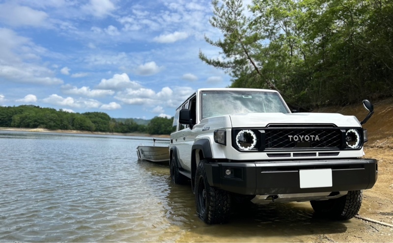 トヨタ ランドクルーザー70 AX_4WD(AT_2.8)