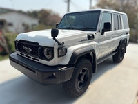 トヨタ ランドクルーザー70 AX_4WD(AT_2.8)