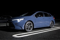 トヨタ カローラツーリング W×B(CVT_1.5)
