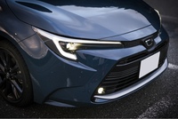トヨタ カローラツーリング W×B(CVT_1.5)