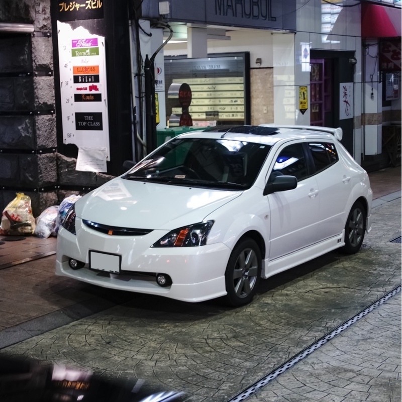 トヨタ WiLL VS “ホワイトパールリミテッド”(AT_1.5)