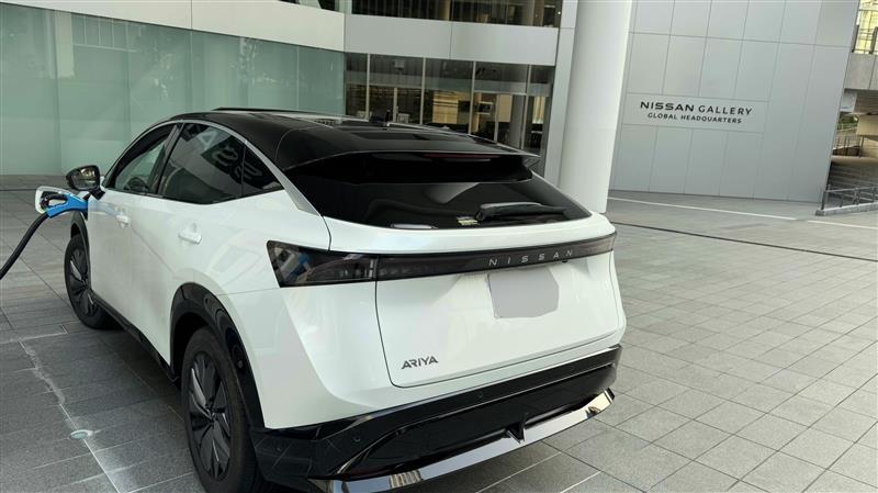 日産 アリア