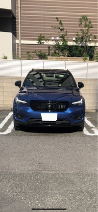ボルボ XC40 B4 AWD Rデザイン_RHD_AWD(AT_2.0)
