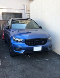 ボルボ XC40 B4 AWD Rデザイン_RHD_AWD(AT_2.0)