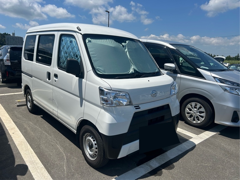 ダイハツ ハイゼットカーゴ クルーズ“SA III”・ハイルーフ_4WD(MT_0.66)