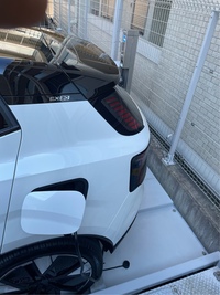 ボルボ EX30 ウルトラ シングルモーター エクステンデッドレンジ_RHD