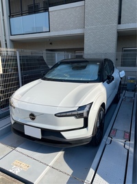 ボルボ EX30 ウルトラ シングルモーター エクステンデッドレンジ_RHD