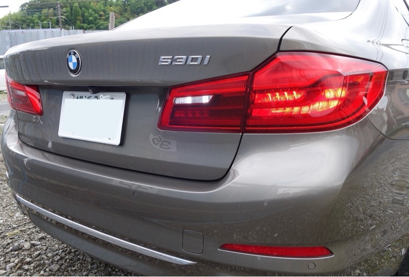 BMW 5シリーズ セダン 530i ラグジュアリー_RHD(AT_2.0)