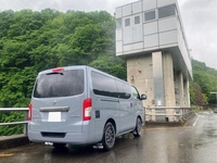 日産 キャラバン バン グランドプレミアムGX ロングボディ 低床_5人乗り_5ドア_4WD(AT_2.4_ディーゼル)