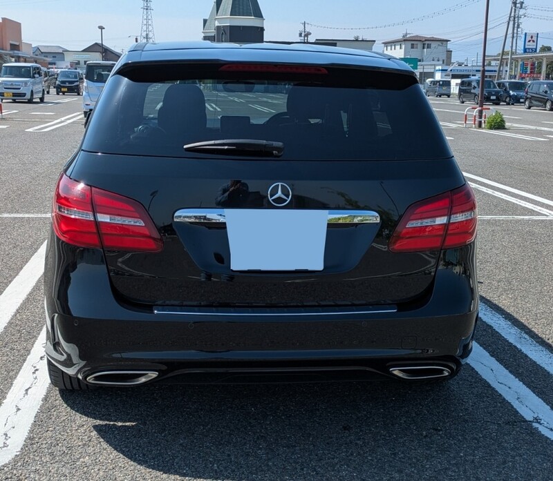 メルセデス・ベンツ Bクラス B180 スポーツ_RHD(AT_1.6)