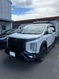 三菱 デリカD:5 ジャスパー_8人乗り_4WD(AT_2.3)