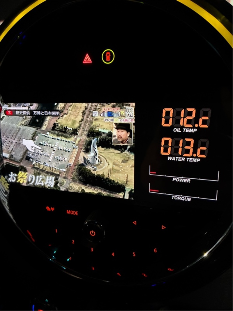 ミニ MINI Crossoverハイブリッド クーパー SE クロスオーバー オール4 アンテイムドエディション_RHD_4WD(AT_1.5)