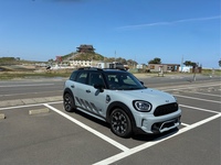 ミニ MINI Crossoverハイブリッド クーパー SE クロスオーバー オール4 アンテイムドエディション_RHD_4WD(AT_1.5)