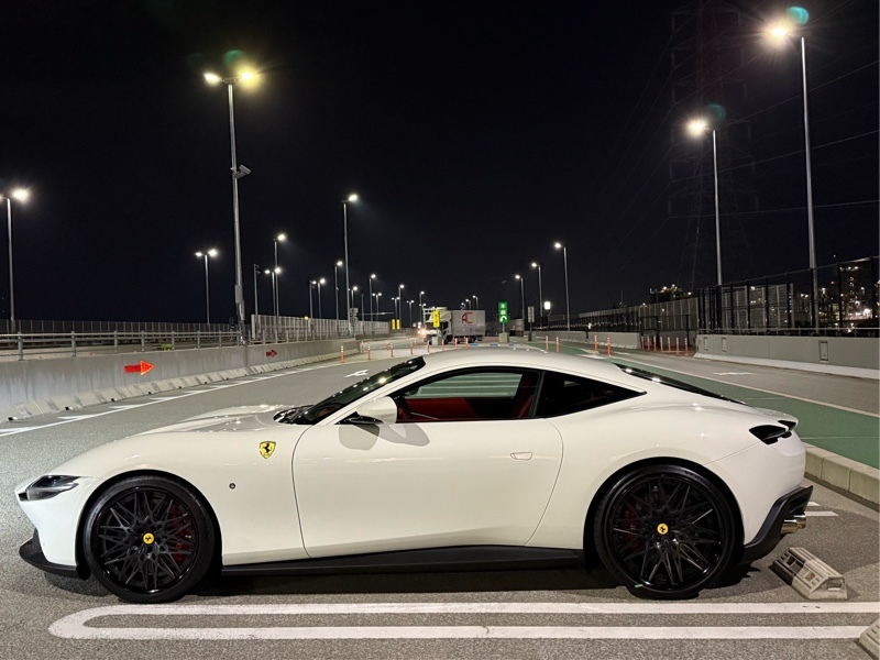 フェラーリ ローマ ローマ_LHD(F1DCT_3.9)