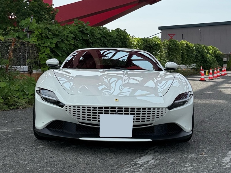 フェラーリ ローマ ローマ_LHD(F1DCT_3.9)