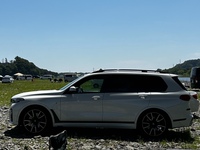 BMW X7 xドライブ35d Mスポーツ_RHD_4WD(AT_3.0)