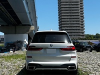 BMW X7 xドライブ35d Mスポーツ_RHD_4WD(AT_3.0)
