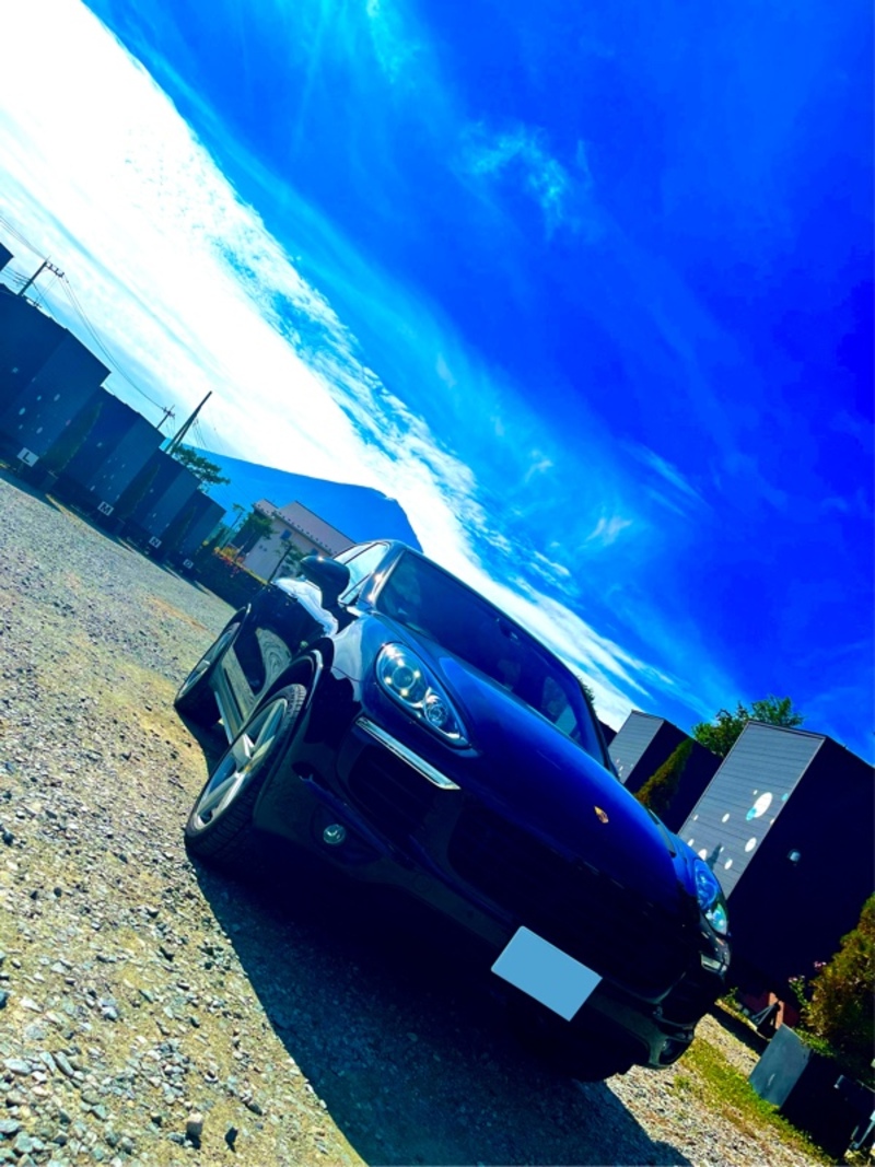 ポルシェ カイエン PHV カイエン S E ハイブリッド プラチナエディション_LHD_4WD(Tip-S_3.0)