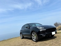 ポルシェ カイエン PHV カイエン S E ハイブリッド プラチナエディション_LHD_4WD(Tip-S_3.0)