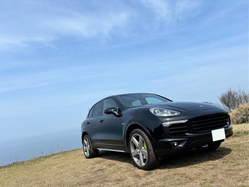 ポルシェ カイエン PHV カイエン S E ハイブリッド プラチナエディション_LHD_4WD(Tip-S_3.0)