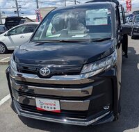 トヨタ ノア S-Z_7人乗り(CVT_2.0)